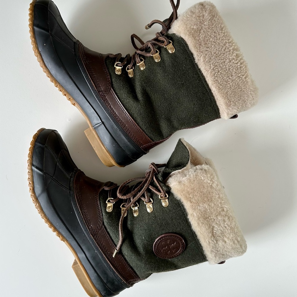 Tory Burch Jada Fur-lined Mid-Shaft Lace-up Rubber Duck Boots